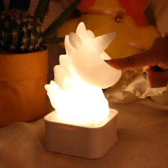 Dokunmaya ve Sese Duyarlı Renk Değiştiren Unicorn Silikon Gece Lambası