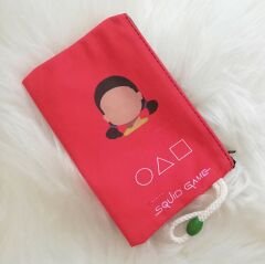 Squid Game Kırmızı Renkli Baskılı Bez Kalemlik Cüzdan