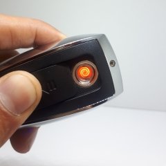 Mercedes Araba Anahtarlık Şarjlı Led Çakmak