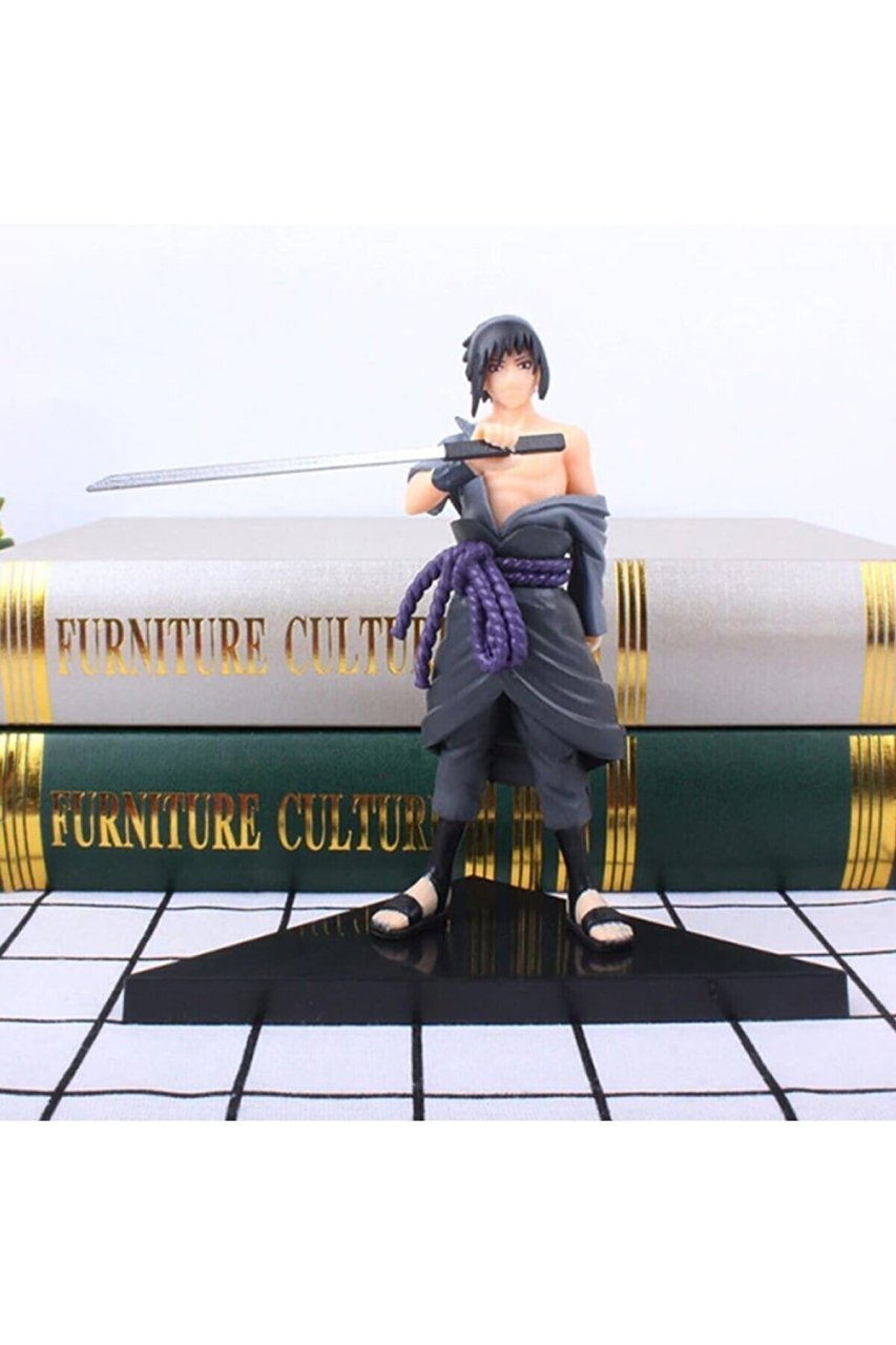 Naruto Shippuuden - Sasuke Ninja Figürü 18 Cm