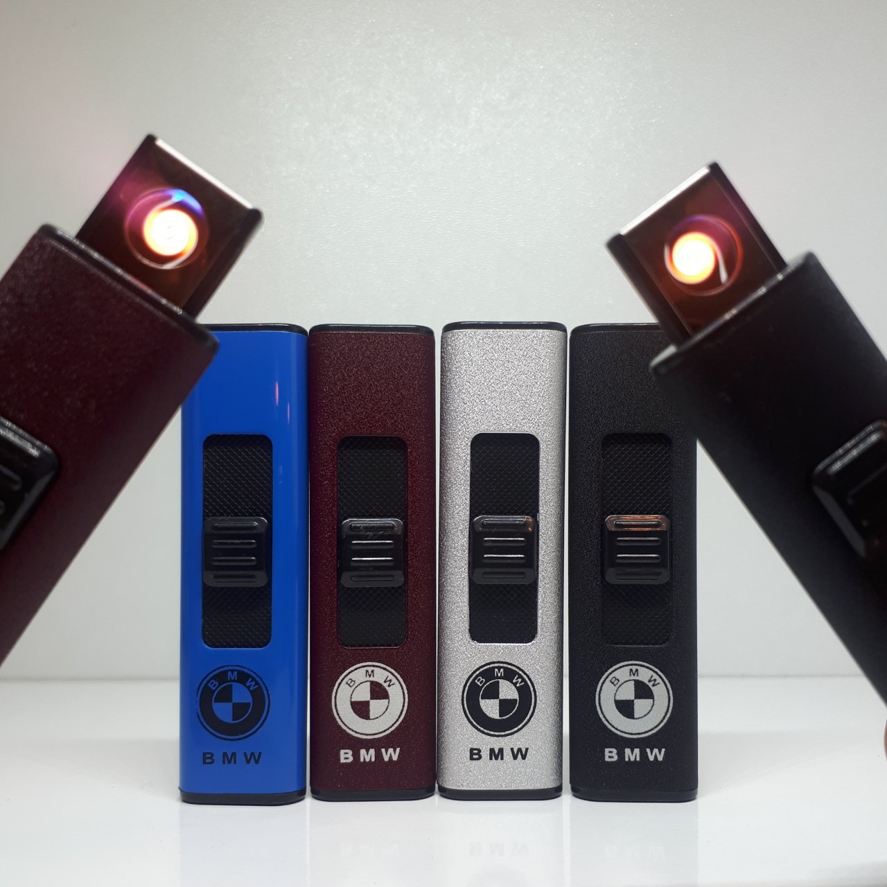 İnce Alevsiz Elektronik Bmw Çakmak Şarjlı Kırmızı