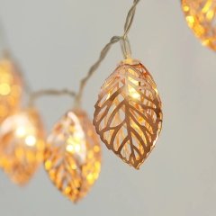 10'lu Metal Yaprak Tasarım Aydınlatma Şerit Pilli Led Lamba (1.5 mt)
