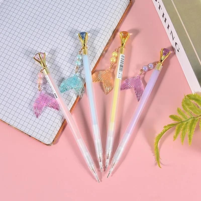 Elmas Taşlı Balık Kuyruk İnci Uçlu Kalem 1 Adet 0.7 Versatil Kalem