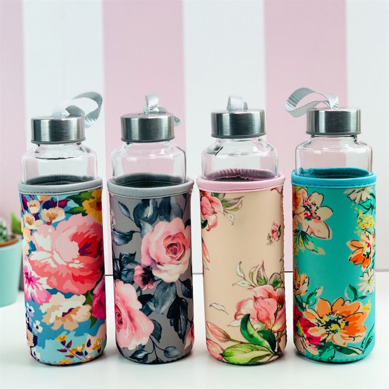 Çiçek Tasarımlı Kılıflı Cam Matara