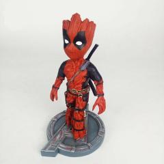 Galaxyinin Koruyucuları Baby Groot Deadpool Versiyon Karakter Figür
