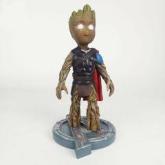Galaxyinin Koruyucuları Baby Groot Thor Versiyon Karakter Figür