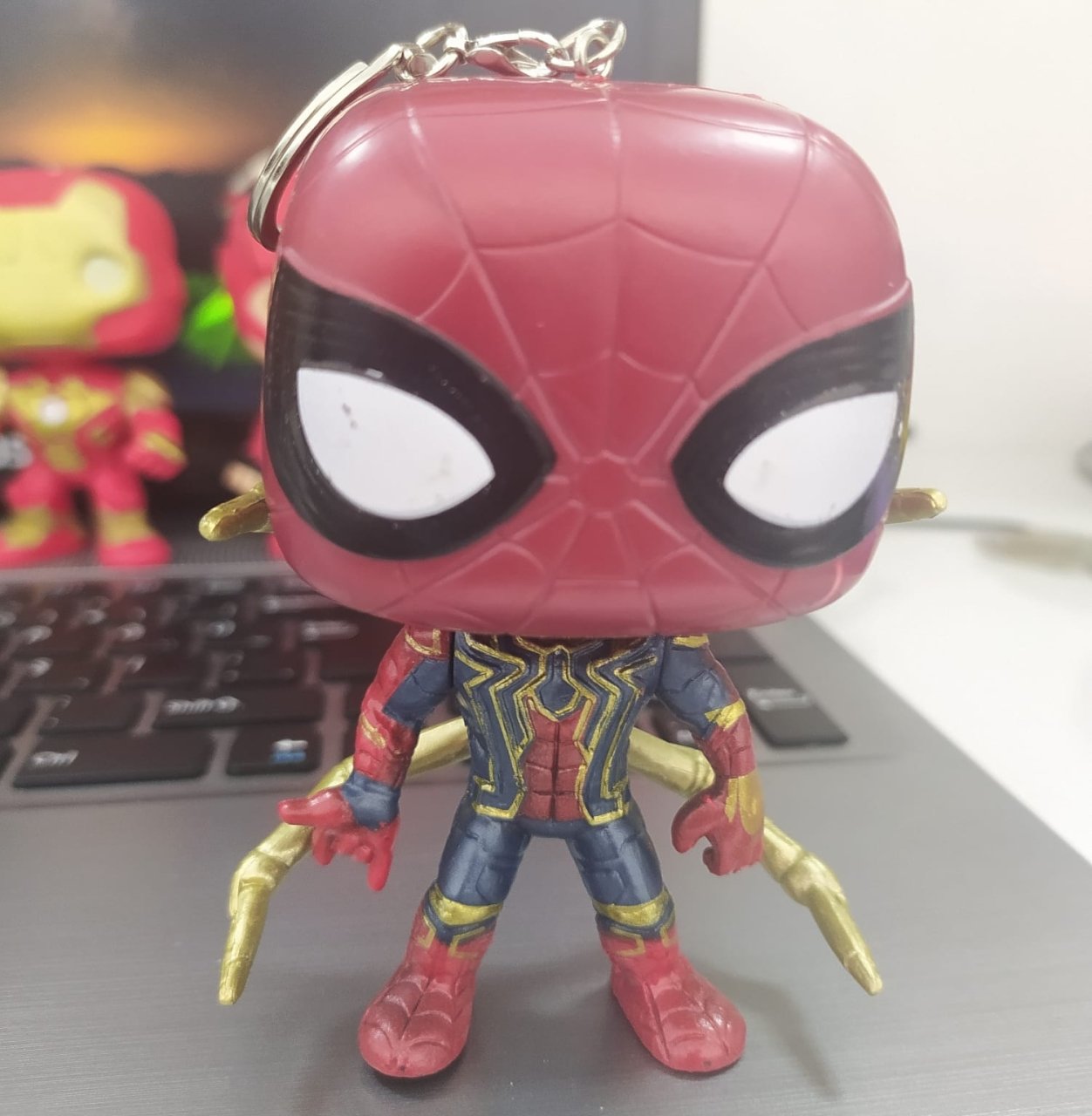 Marvel Avengers Iron Spider Man Figür 10 Cm