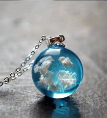 Gece Parlayan Bulut Kolye