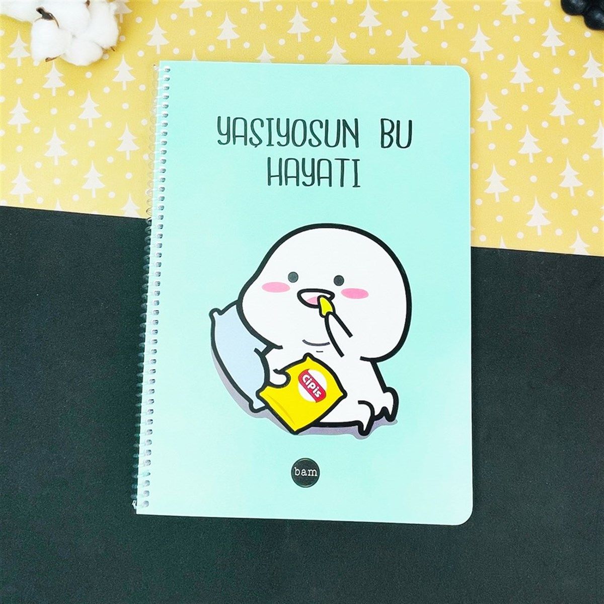 Yaşıyosun Bu Hayatı Tasarımlı Çizgili A4 Defter