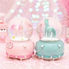 Unicorn Love Temalı Işıklı Kar Küresi ve Müzik Kutusu Otomatik Püskürtmeli