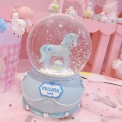 Unicorn Love Temalı Işıklı Kar Küresi ve Müzik Kutusu Otomatik Püskürtmeli