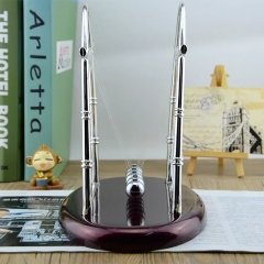 Newton Balans Beşigi Denge Topları