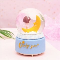 Sevimli Ay Kız Tasarımlı Kurmalı Müzikli Kar Küresi