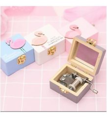 Flamingo Tasarımlı Ahşap Çevirmeli Müzik Kutusu