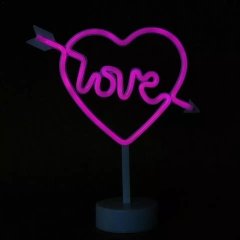 Neon Işıklı Ok İşaretli Kalpli Love Lamba