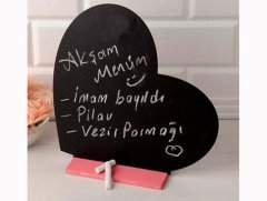 Kalp Kara Yazı Tahtası Tebeşirli