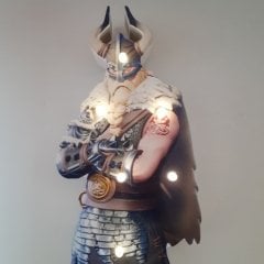 Ahşap Fortnite Magnus Karakteri Led Işıklı