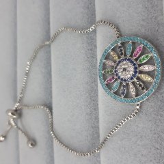 Yuvarlak Çiçek Desenli Zirkon Taşlı Asansörlü Bileklik