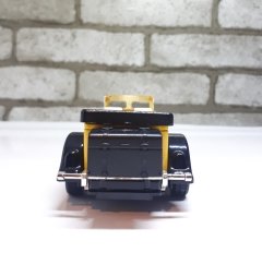Nostaljik Antika Metal Araba 1:32 Ölçek Çek Bırak Model Klasik Araba