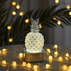 Sese ve Dokunmaya Duyarlı Renk Değiştiren Silikon Ananas Gece Lambası