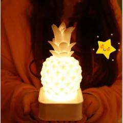 Sese ve Dokunmaya Duyarlı Renk Değiştiren Silikon Ananas Gece Lambası