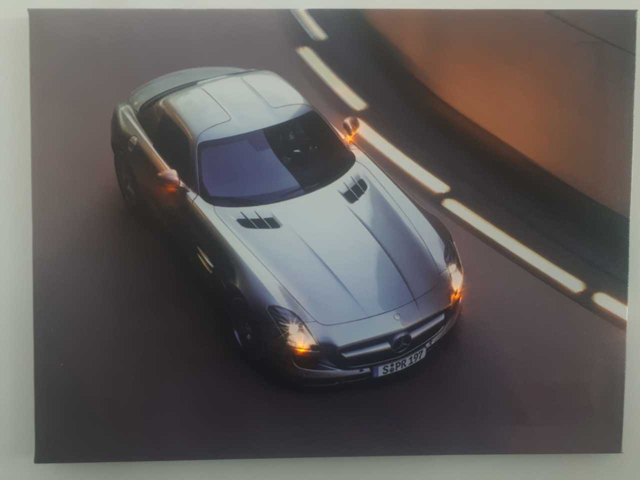 Mercedes Spor Araba Işıklı Kanvas Tablo 30x40 Cm