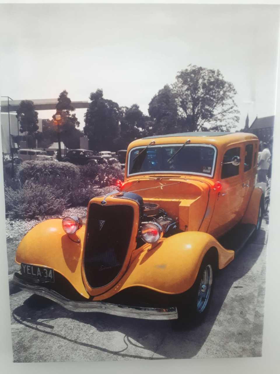 Nostaljik Klasik Sarı Araba Işıklı Kanvas Tablo 30x40 Cm