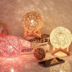 Rattan Ay Işığı Küre Yansıtmalı Masa Lambası