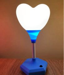 Dekoratif Kalp Masa Lambası