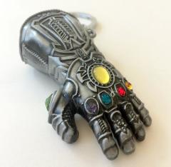 Thanos Tasarımlı Metal Anahtarlık