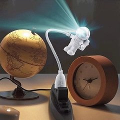 Astronot Lamba Led Usb Gece Lambası