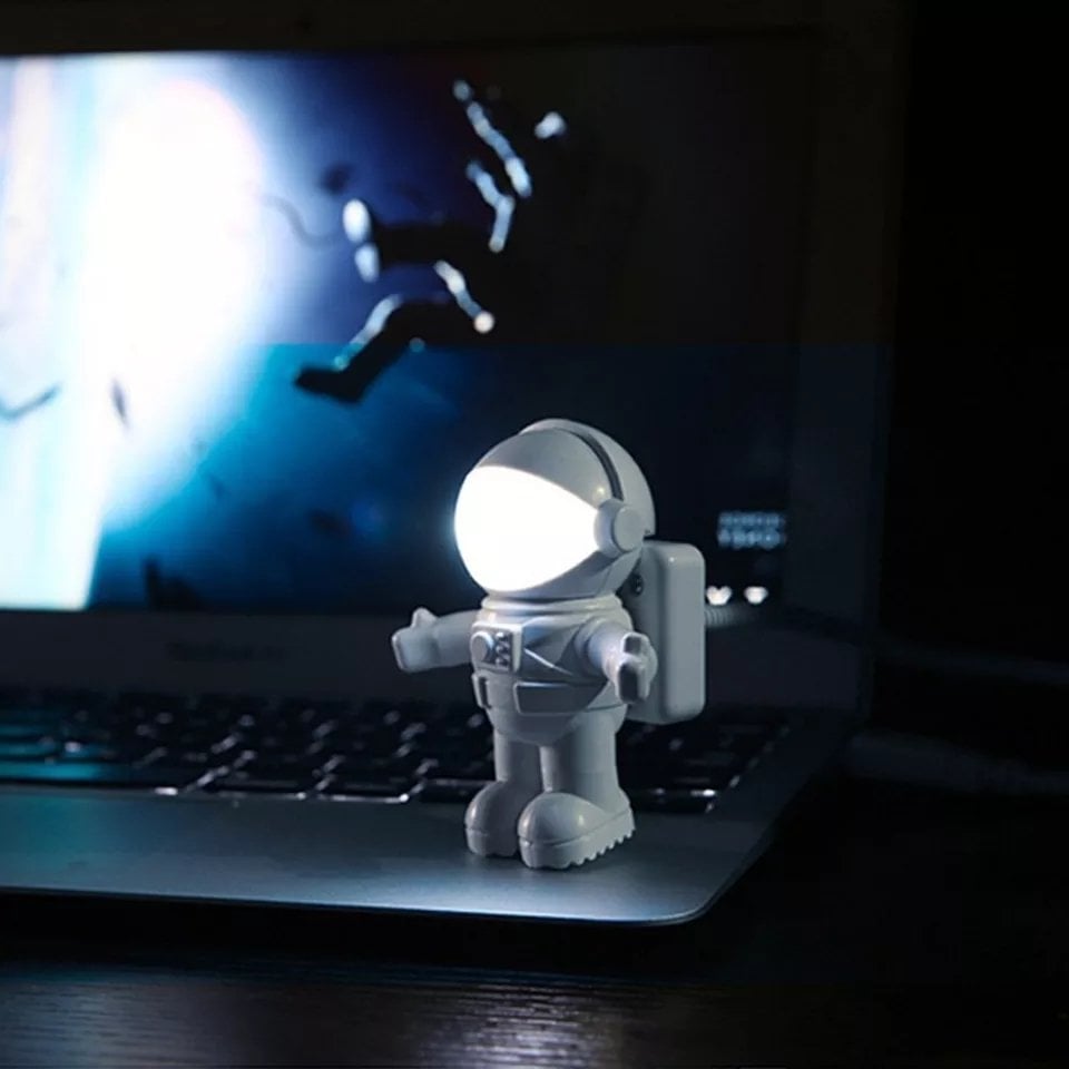 Astronot Lamba Led Usb Gece Lambası
