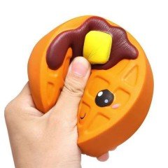 Çikolatalı Waffle Squishy Oyuncak Sukuşi