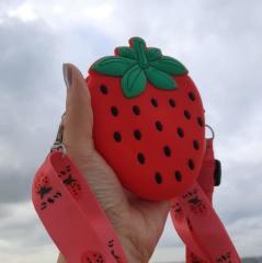 Çilek Tasarım Silikon Omuz Askılı Çanta