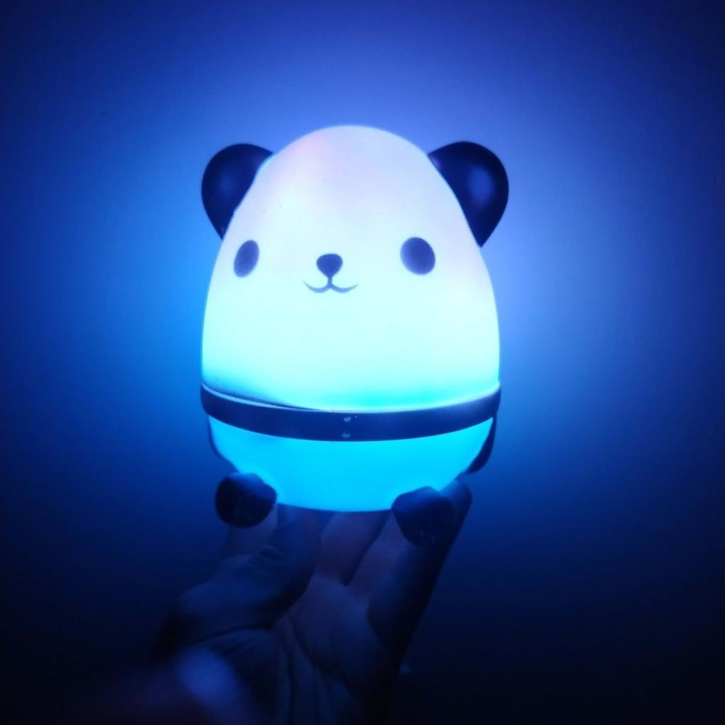 Panda Şeklinde Renk Değiştiren Gece Lambası