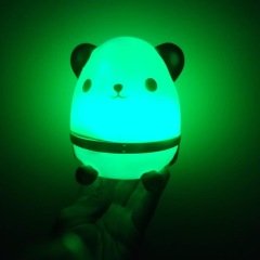 Panda Şeklinde Renk Değiştiren Gece Lambası