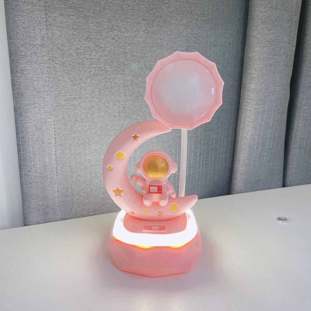 Ay Üstünde Astronot Şarjlı Masa Lambası