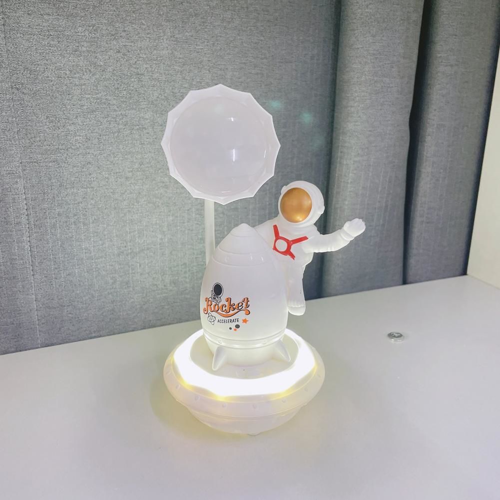 Roket Üstünde Astronot Masa Lamba Şarjlı Gece Lambası