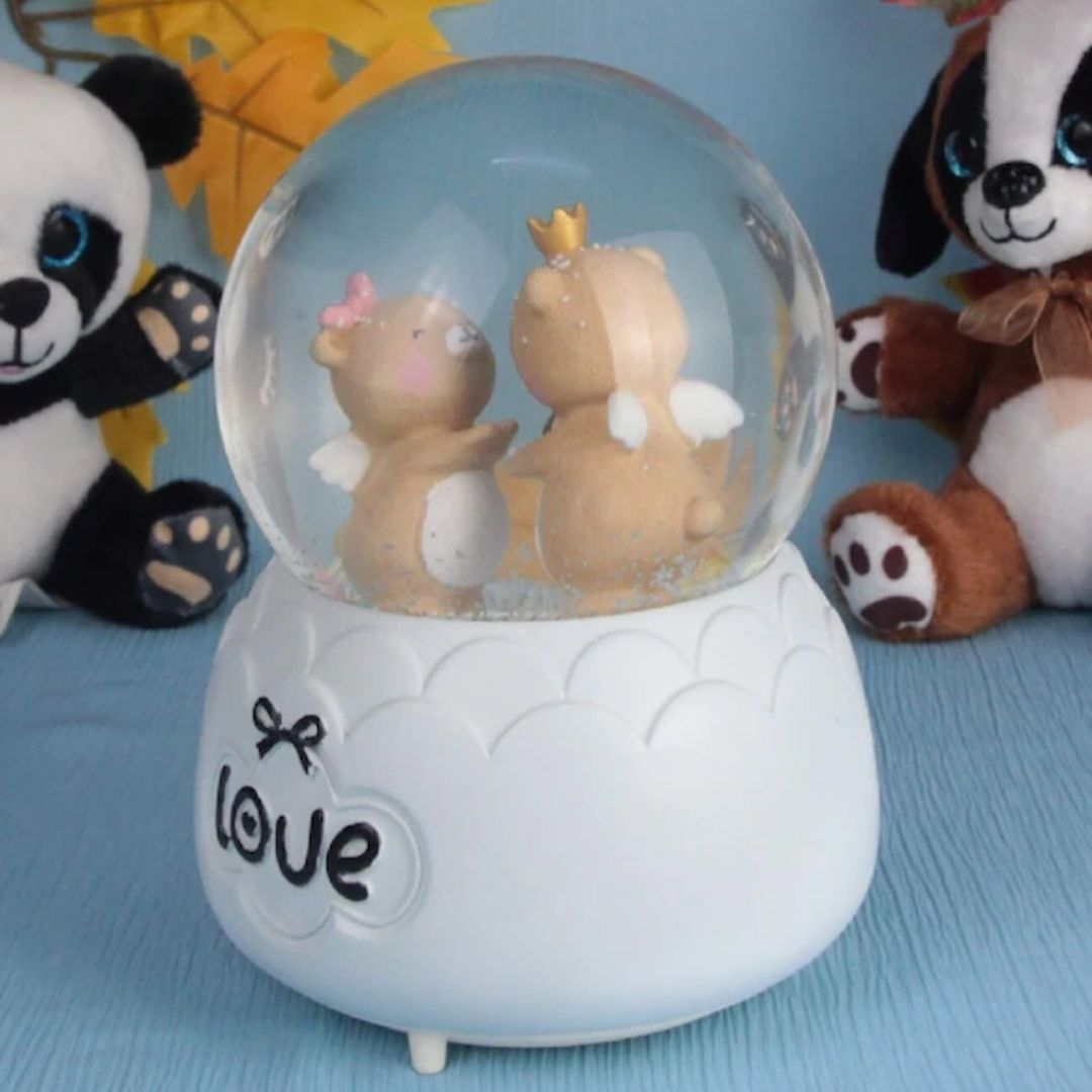 Sevimli Ayı Çift Orta Boy Işıklı Müzikli Kar Küresi Işıklı Müzik Kutusu