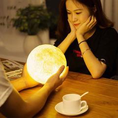 3D Ay Moon Lamba Standlı Gece Lambası 12 Cm