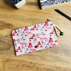 Pembe Kelebek Tasarımlı Kalemlik