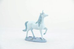 Dekoratif Polyester Unicorn Biblosu 19 Cm