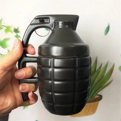 El Bombası Şeklinde Kupa Bardak