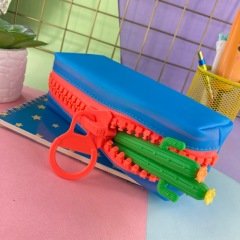 Büyük Fermuarlı Silikon Kalemlik Mavi